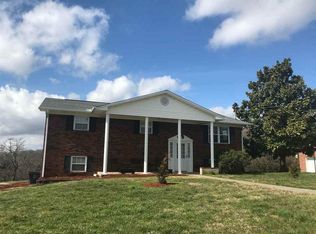 3420 Deena Cir, Morristown, TN 37814