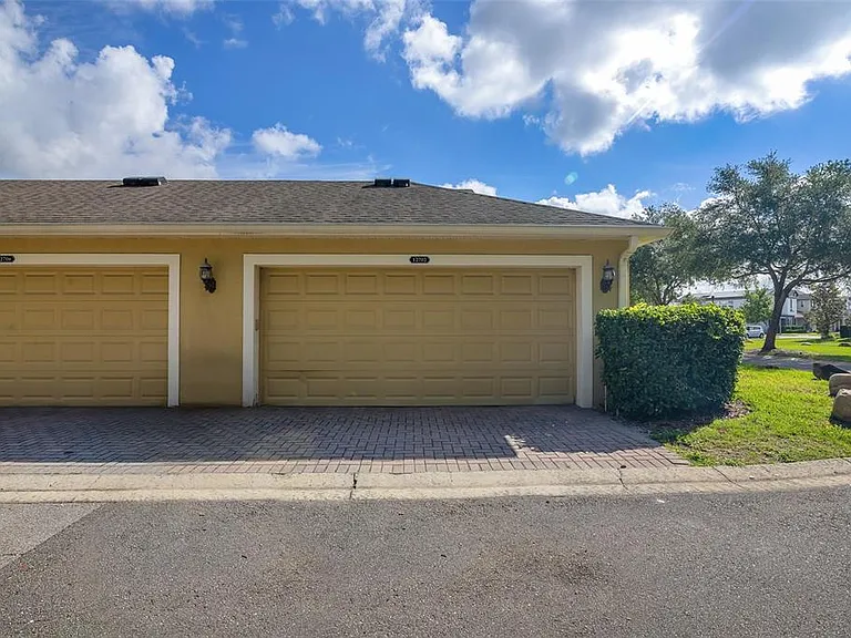 12702 Salomon Cove Dr — Photo 7
