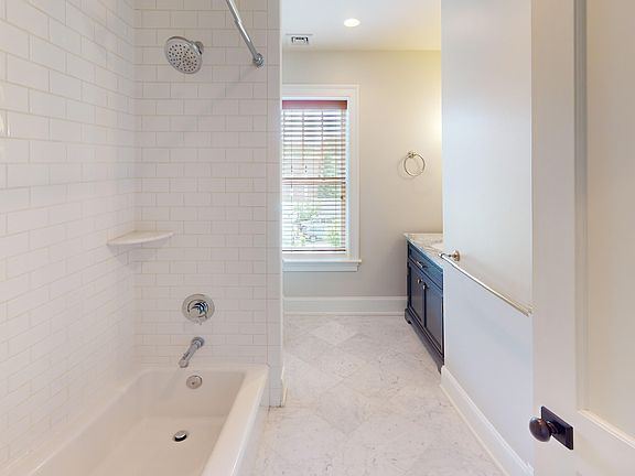 6-S-Valley-Rd-E-Bathroom_10152025