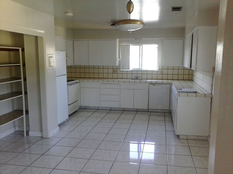 1st image of 1121 Garfield Ave APT 3
