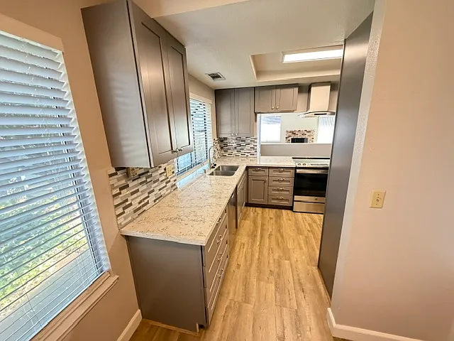 2918 Sunbird Dr — Photo 14