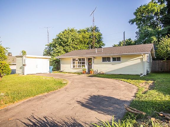 2nd image of 2412 Bonnieview Ave