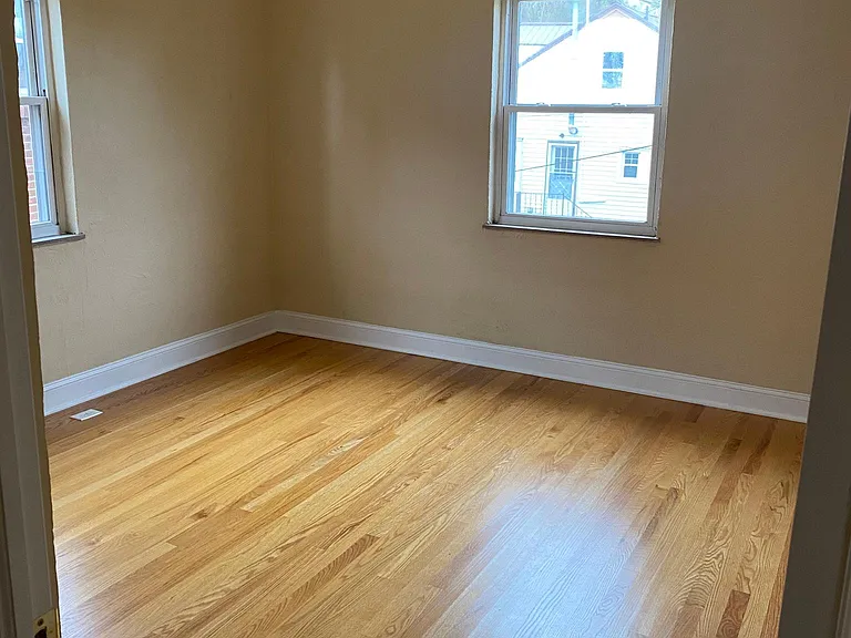 1356 Charleston Ave #2 — Photo 5