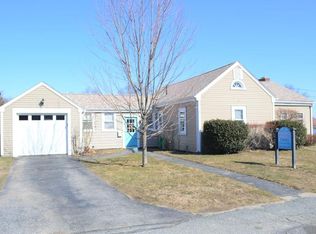 5 Roland Ave, Somerset, MA 02726