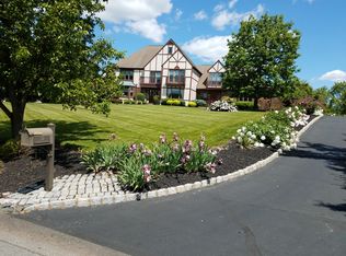 12 Rowlands Rd, Flemington, NJ 08822