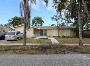 9975 SW 166th St, Miami, FL 33157