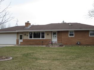 4425 Birdie Cir, Slinger, WI 53086
