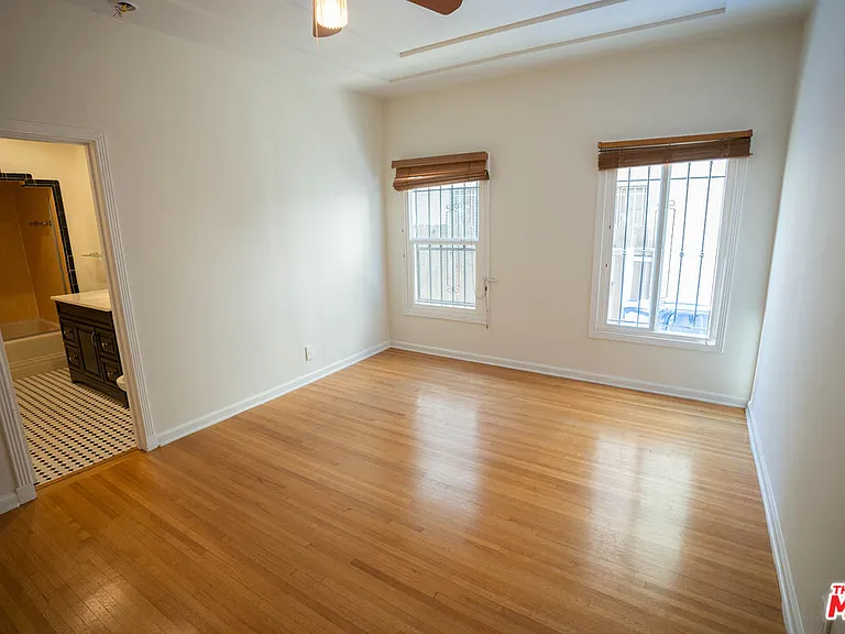 1210 S La Jolla Ave — Photo 24