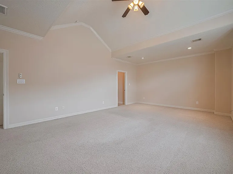 1419 Thompson St — Photo 37