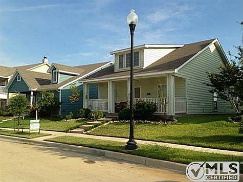 4th image of 3041 Hopewell Ln