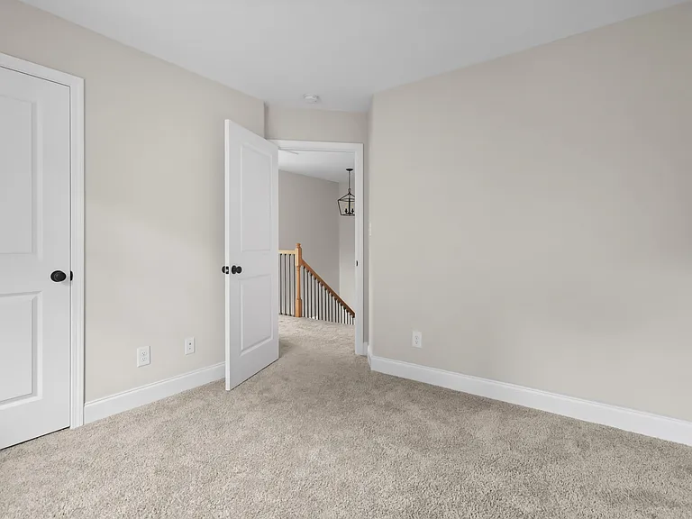 422 Mattingly Dr — Photo 22