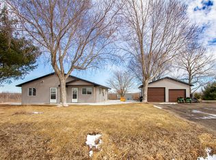 1056 150th Ave, Knoxville, IA 50138