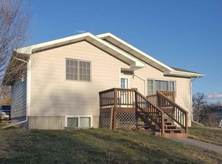221 7th Ave, Belle Fourche, SD 57717