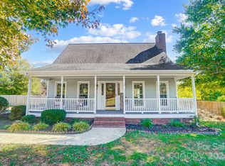 2306 Fox Hunt Dr, Monroe, NC 28110