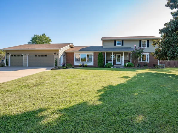 2546 Summit Ct, Murfreesboro, TN 37130