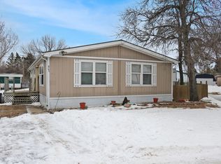 863 Viking Cir, Valley City, ND 58072
