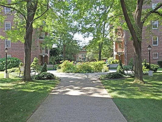 Sold by Exclusive Properties Sotheby's International Realty | media 1