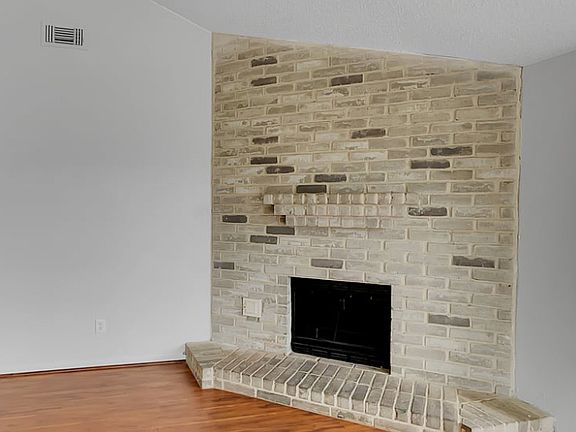 3rd image of 17023 Costero Dr