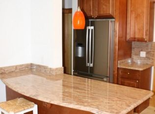 128 Columbia St, Brookline, MA 02446