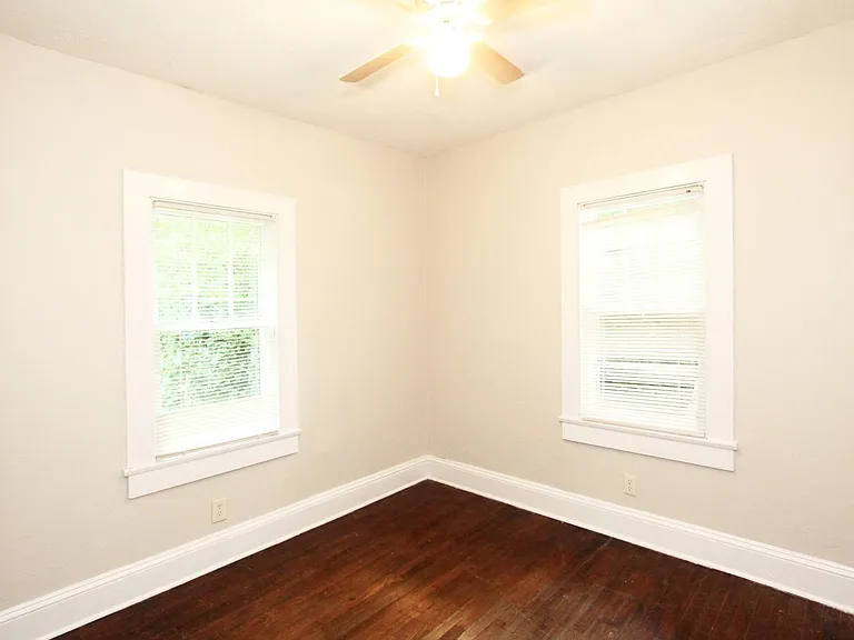 Downstairs Bedroom 1