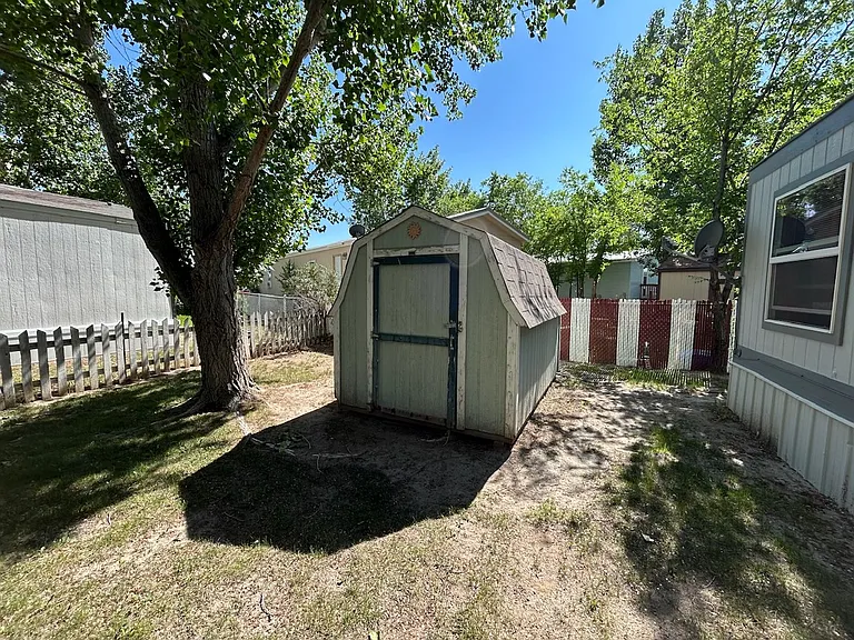124 Opal Dr — Photo 9