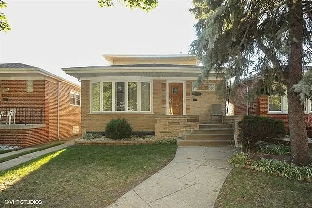 11106 S Ave E photo 1