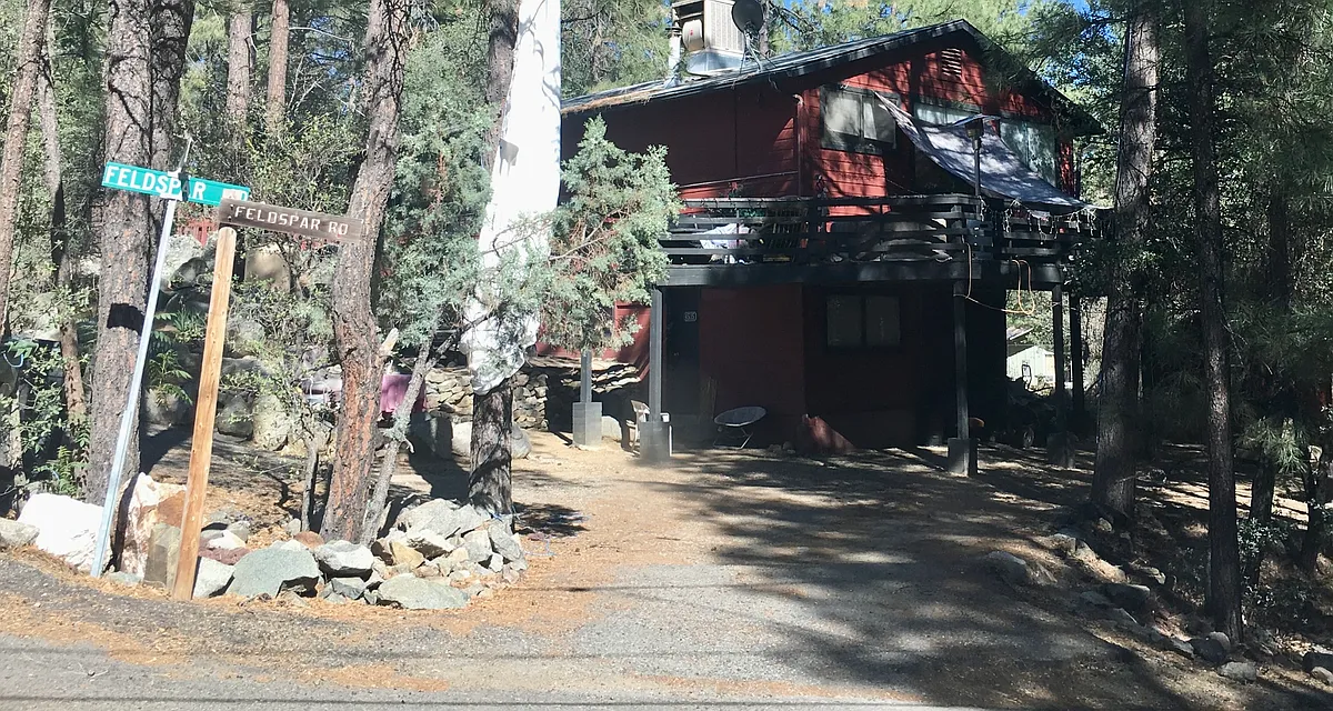 Building Photo - 4535 S Feldspar Rd #1