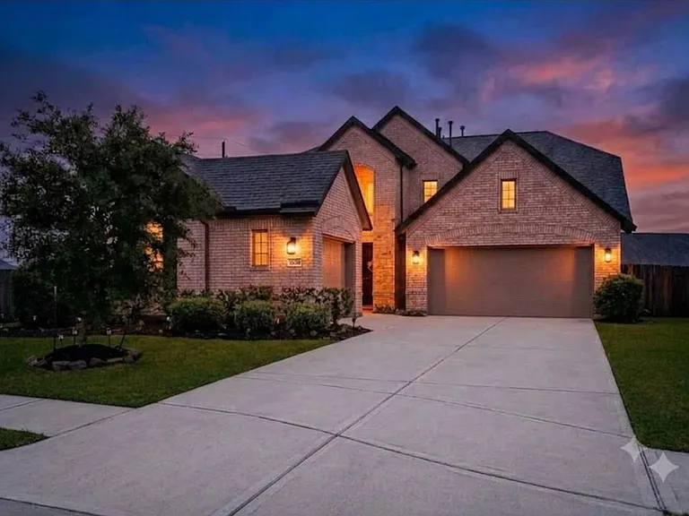 7526 Jasmine Bend Ln — Photo 1