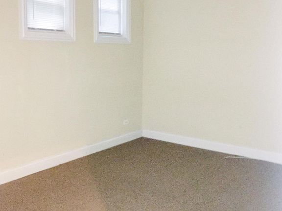 3rd image of 2324 N Southport Ave APT 1-A