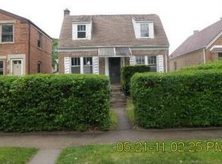 324 Hyde Park Ave, Bellwood, IL