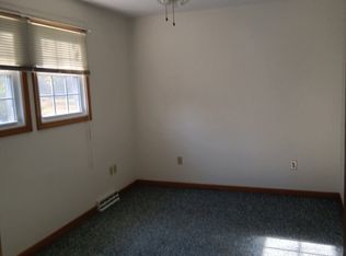 2136 Hannon Rd, Erie, PA 16510