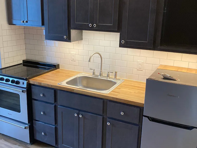 256 Emerson St #7 — Photo 5