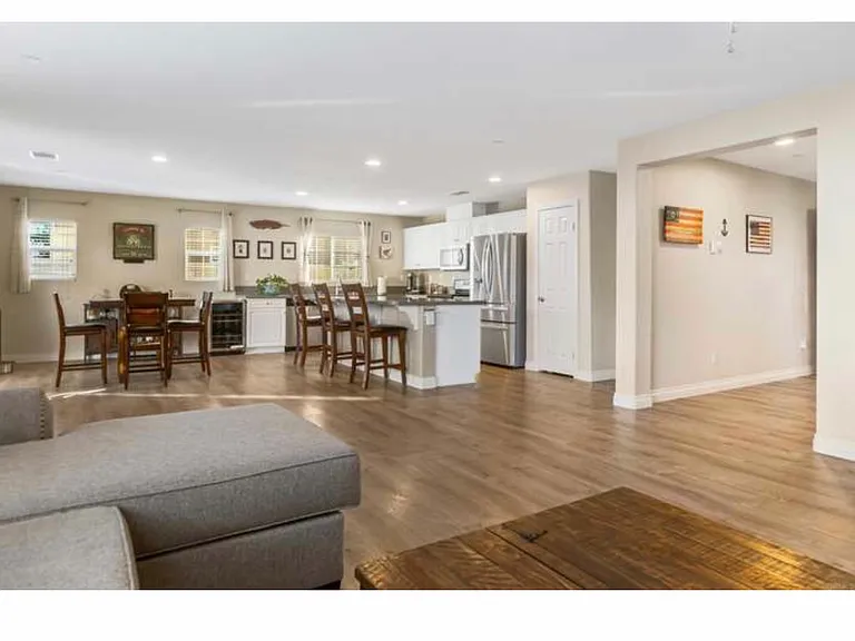 34668 Butte Ct — Photo 2