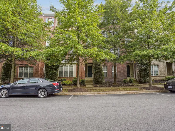 2280 Merseyside Dr, Woodbridge, VA 22191