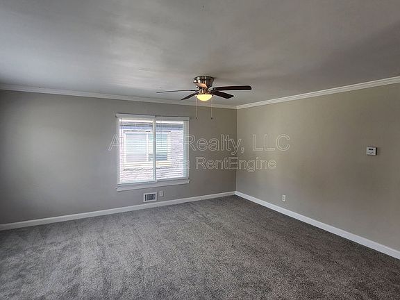 5th image of 2043 Chicago Ave NW