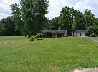 99 South Ln, Morehead, KY 40351