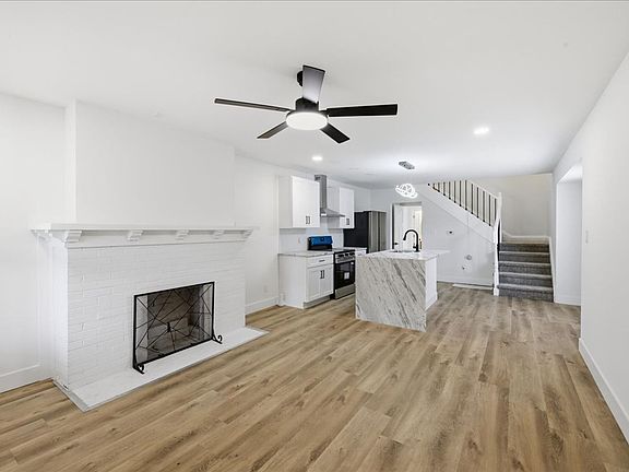5th image of 1038 N Parker Ave