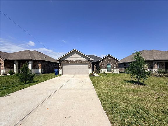 2nd image of 870 5102nd Rd