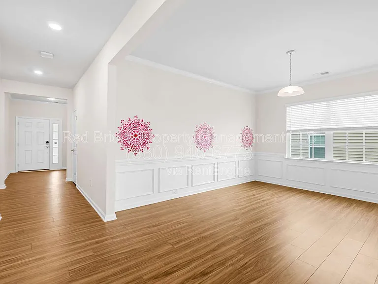 2207 Restina Dr — Photo 4