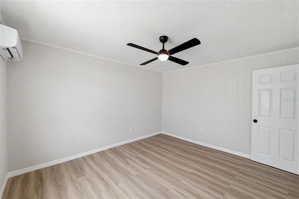 3 bed, 2.0 bath, 1140 sqft, $2,250 — Photo 4