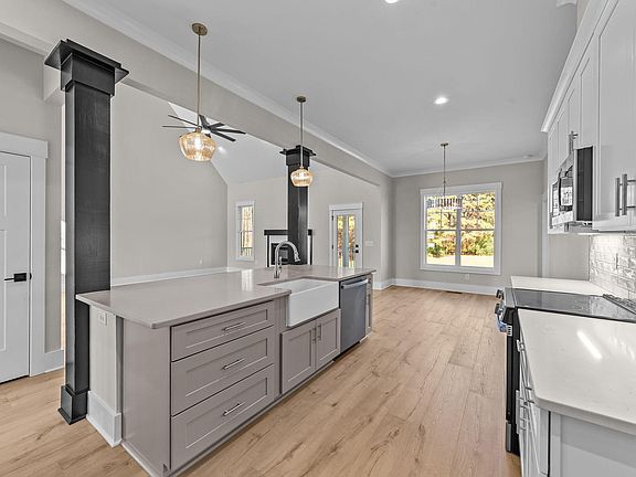 4th image of 2568 Lassiter Rd