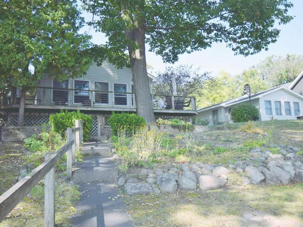 1341 N Crooked Lake Dr, Lake, MI 48632