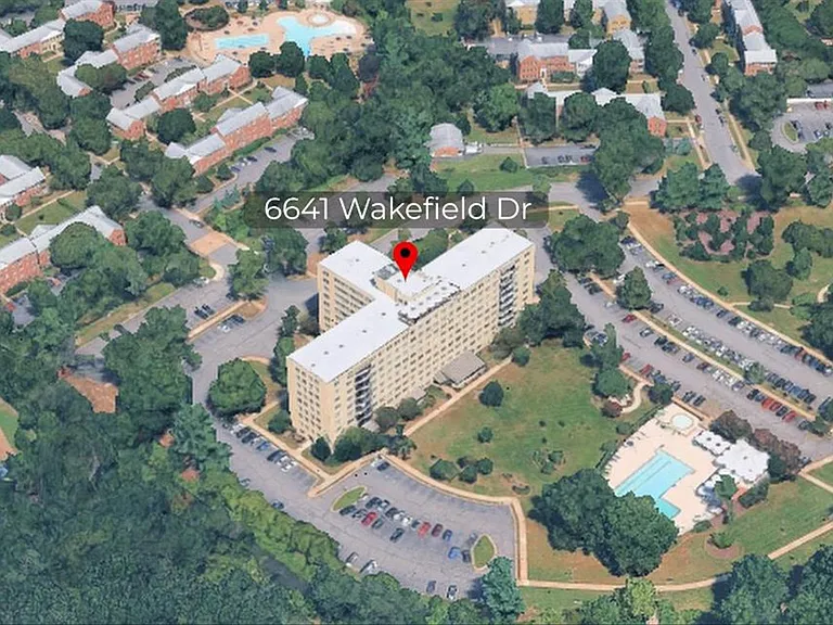 6641 Wakefield Dr #703 — Photo 2