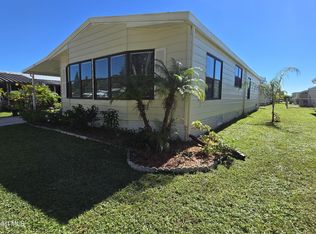 1350 Barefoot Cir, Barefoot Bay, FL 32976