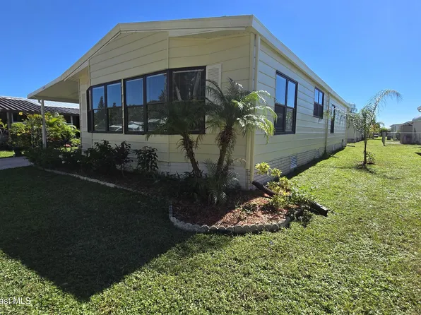 1350 Barefoot Cir, Barefoot Bay, FL 32976