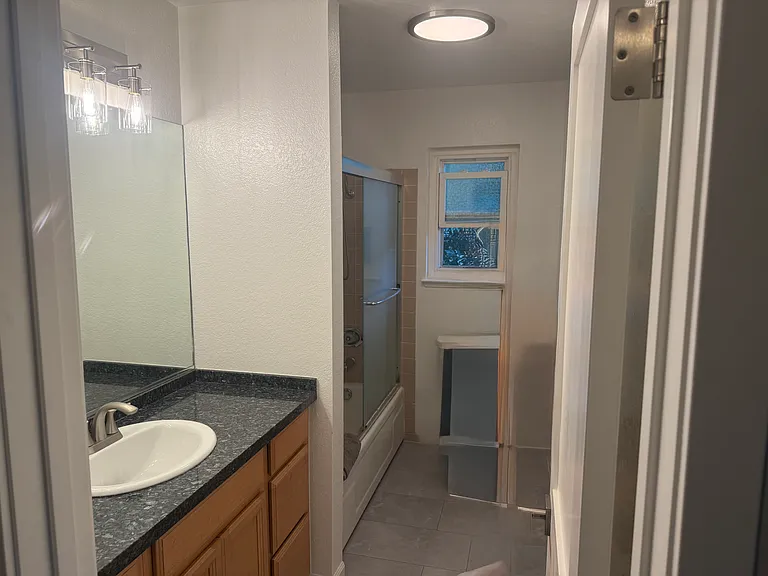 8731 Augusta Ct — Photo 12