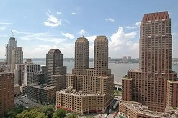 Sold by Douglas Elliman | media 14