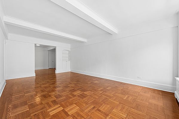 1st image of 20 W 86th St #5B