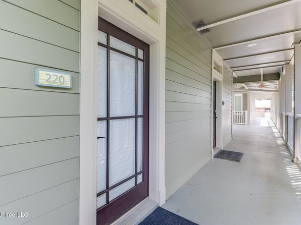 922 Porter Ave APT 220