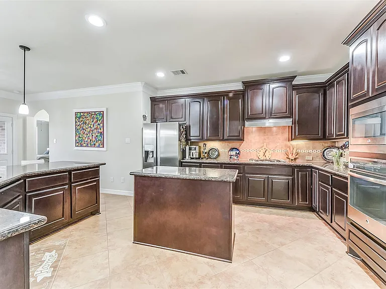 13918 Majestic Spring Ln — Photo 9
